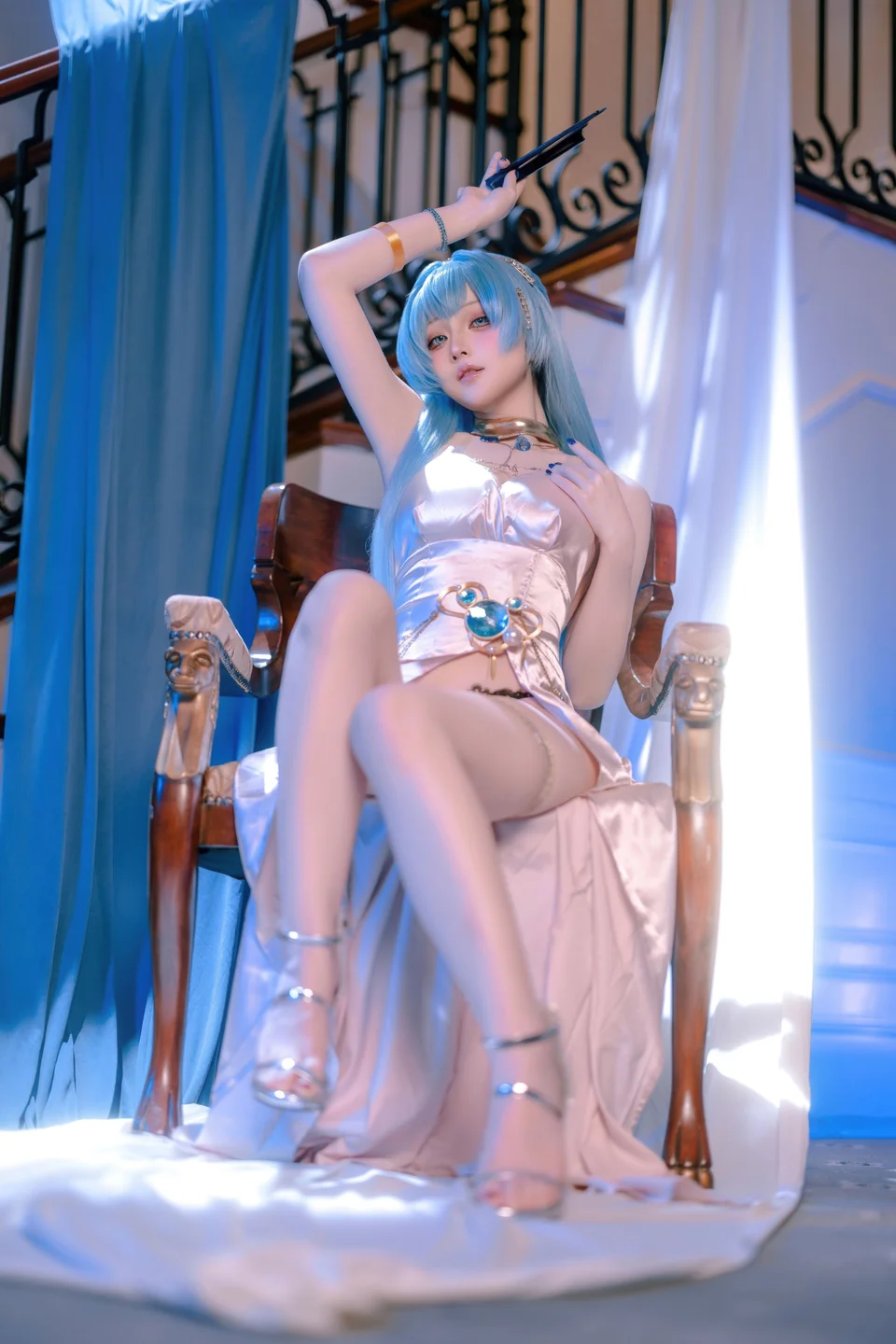 屿鱼_No_074_胜利女神：妮姬_海伦_礼服_60P_535MB tg@simisebaisi 【丝足阁】007.webp